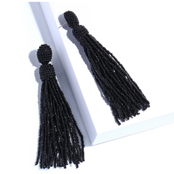 ⭐️New⭐️ Post Drop Black Beaded Tassel Earrings - Picture 9 of 9